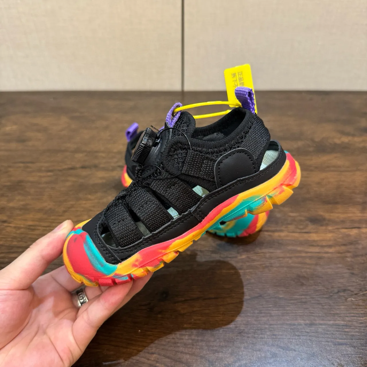 KEEN 黄色橙色 BOA® 旋钮扣合 网面 休闲凉鞋 11