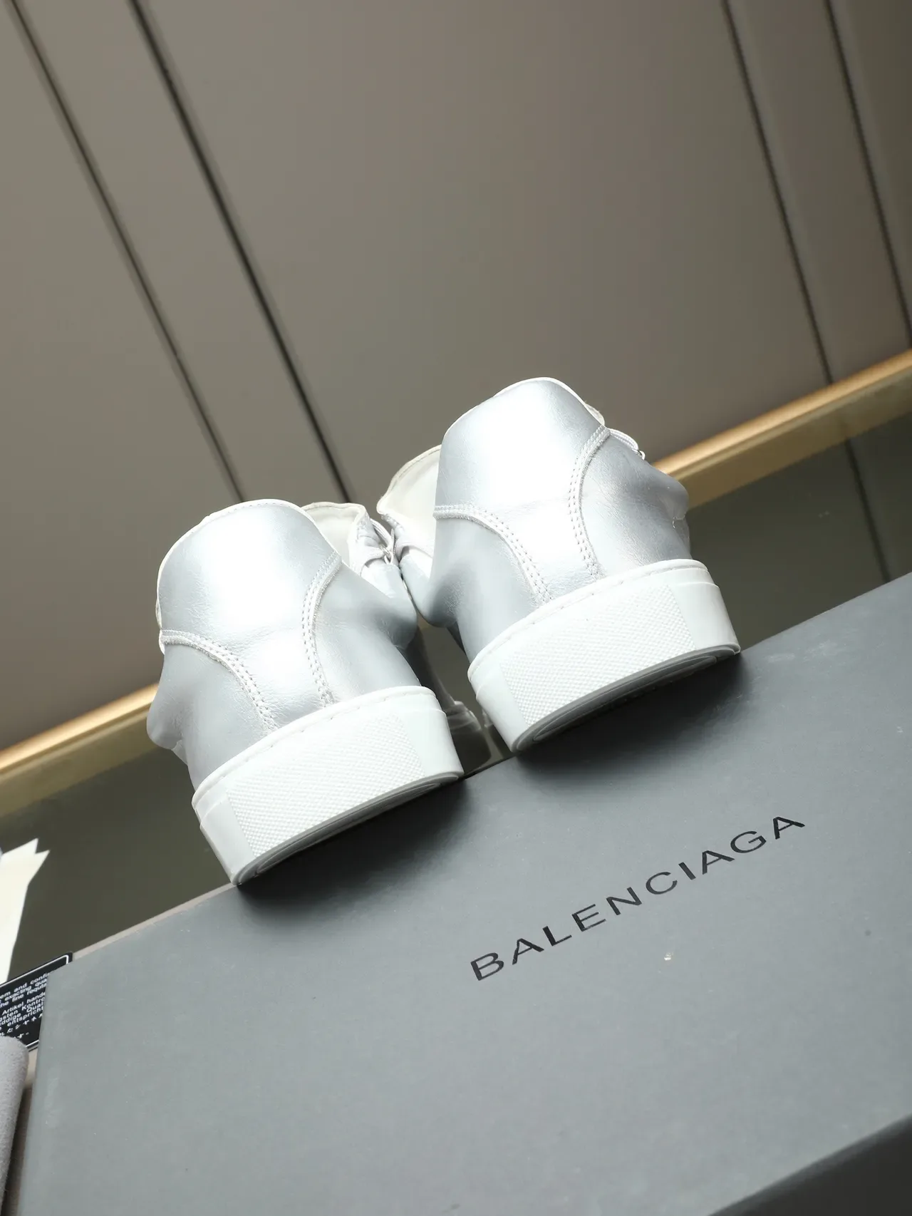 Metallic Silver Low-Top Lace-Up Sneaker 3