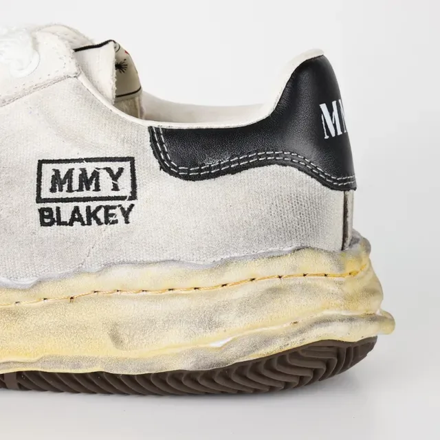 MMY Blakey 解构帆布运动鞋 4