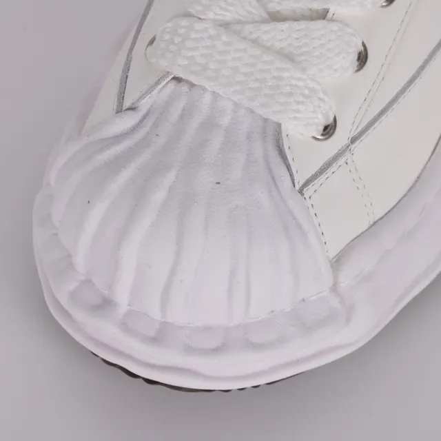MMY Blakey White and Black Sculpted Midsole Lifestyle Sneakers 5