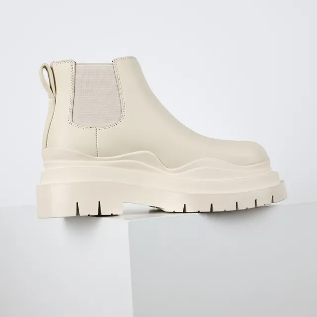 Off-White Chunky Platform Chelsea Boots 7