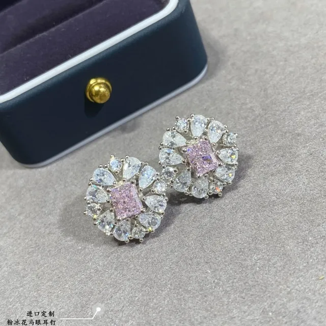 Pink Center Floral Cluster Stud Earrings 3