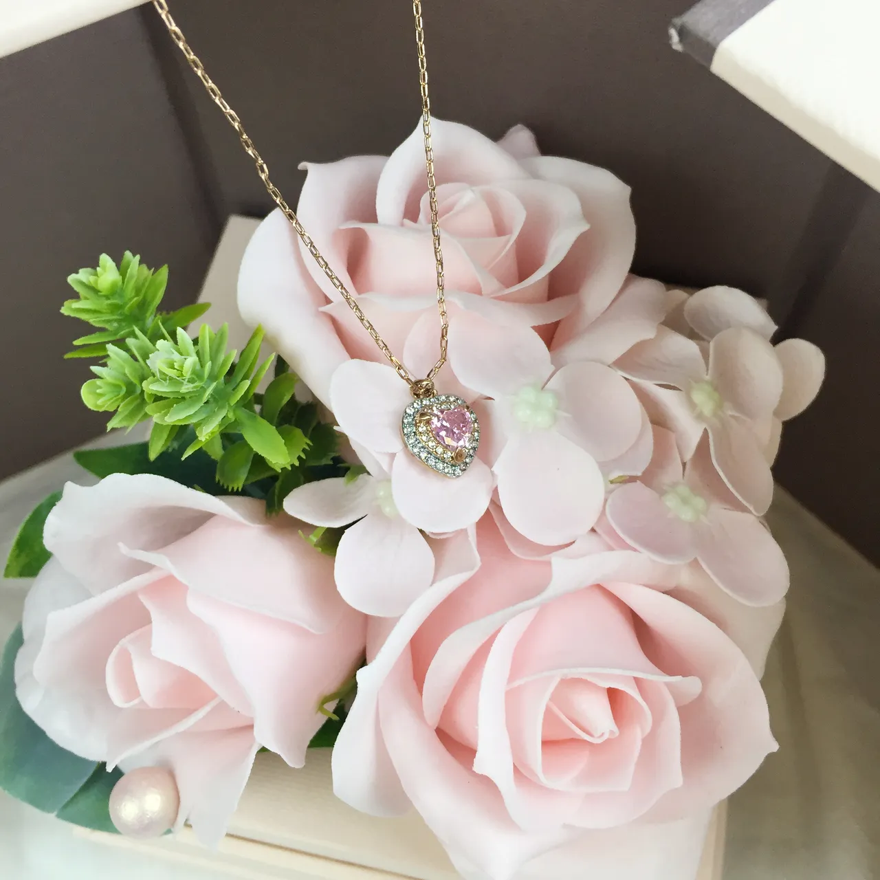 Pink Gold Chain Heart-Shaped Pendant Necklace 3