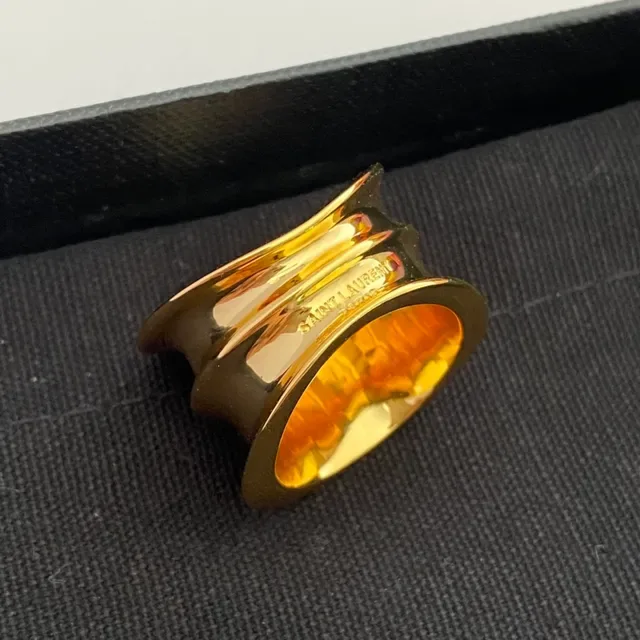 Anel Minimalista Empilhado em Ouro Polido 7