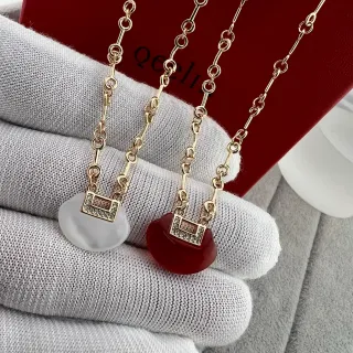 Collier Chaîne Or Rouge Rectangulaire Pavé Bezel