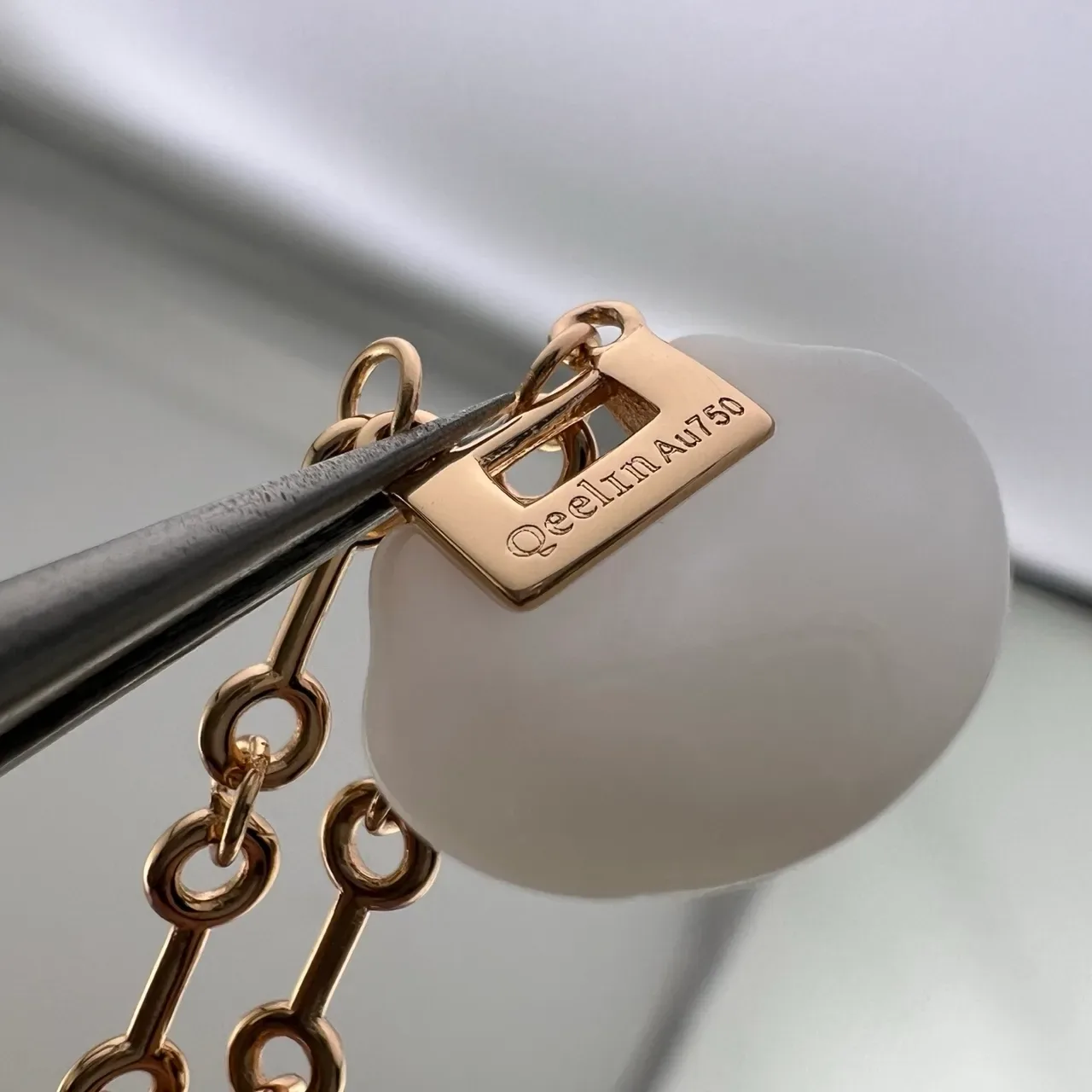 Red Gold Chain Rectangular Pavé Bezel Necklace 2