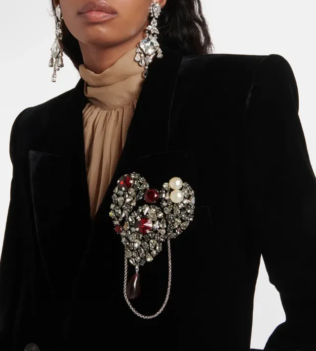 Red Silver Heart-Shaped Jeweled Pendant Multi-Gem Cluster Design Necklace 3