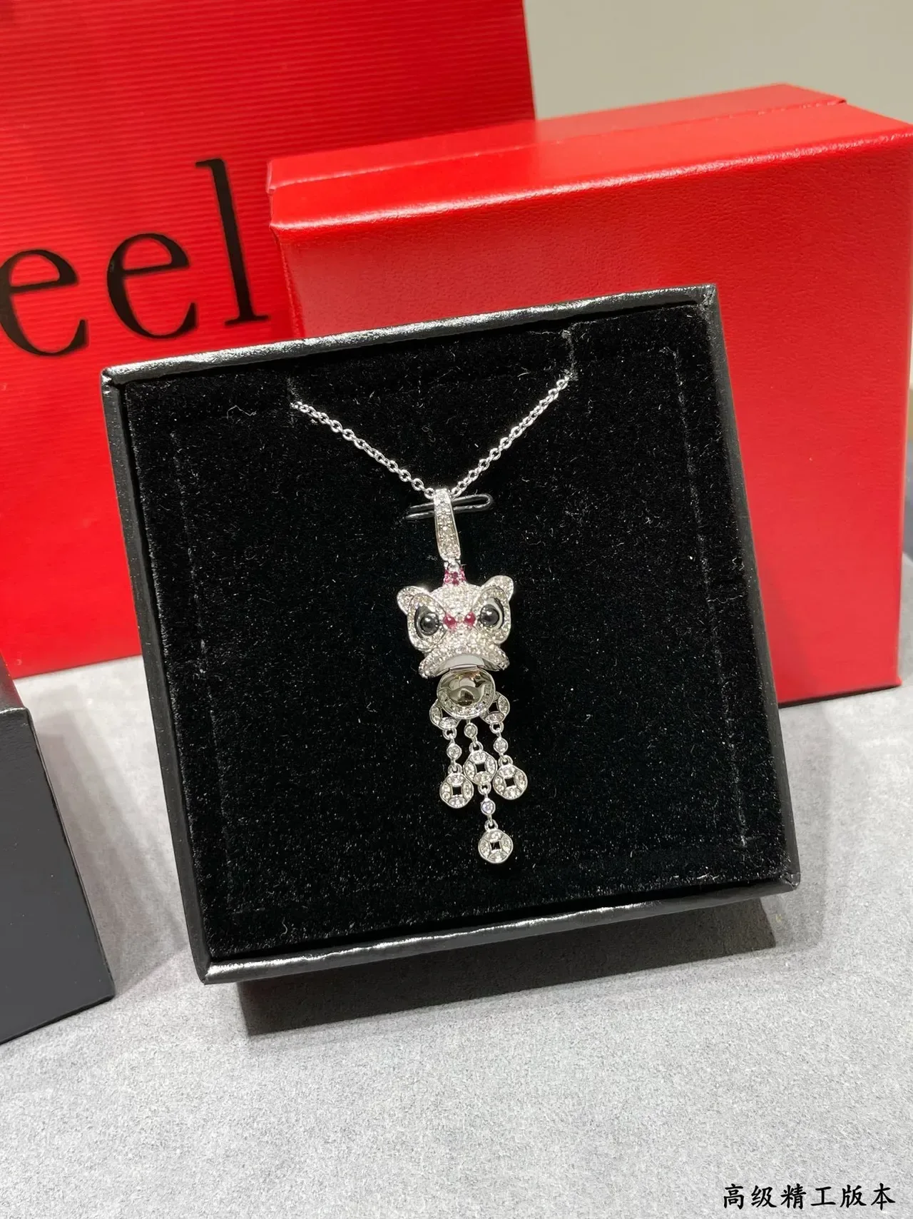 Silver Gold Animal-Head Pendants Pavé-Set Stones Necklace 5