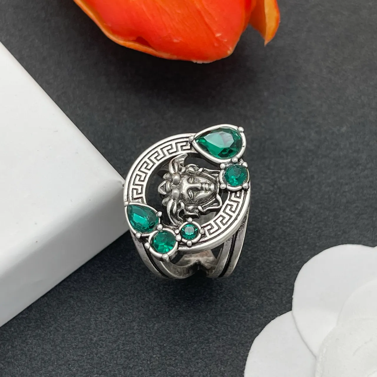 Silver Green Medusa Head Motif Greek Key Border Ring 6