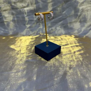 Aros de cristal prateados marinho com pavé-set silhueta de aro curvado