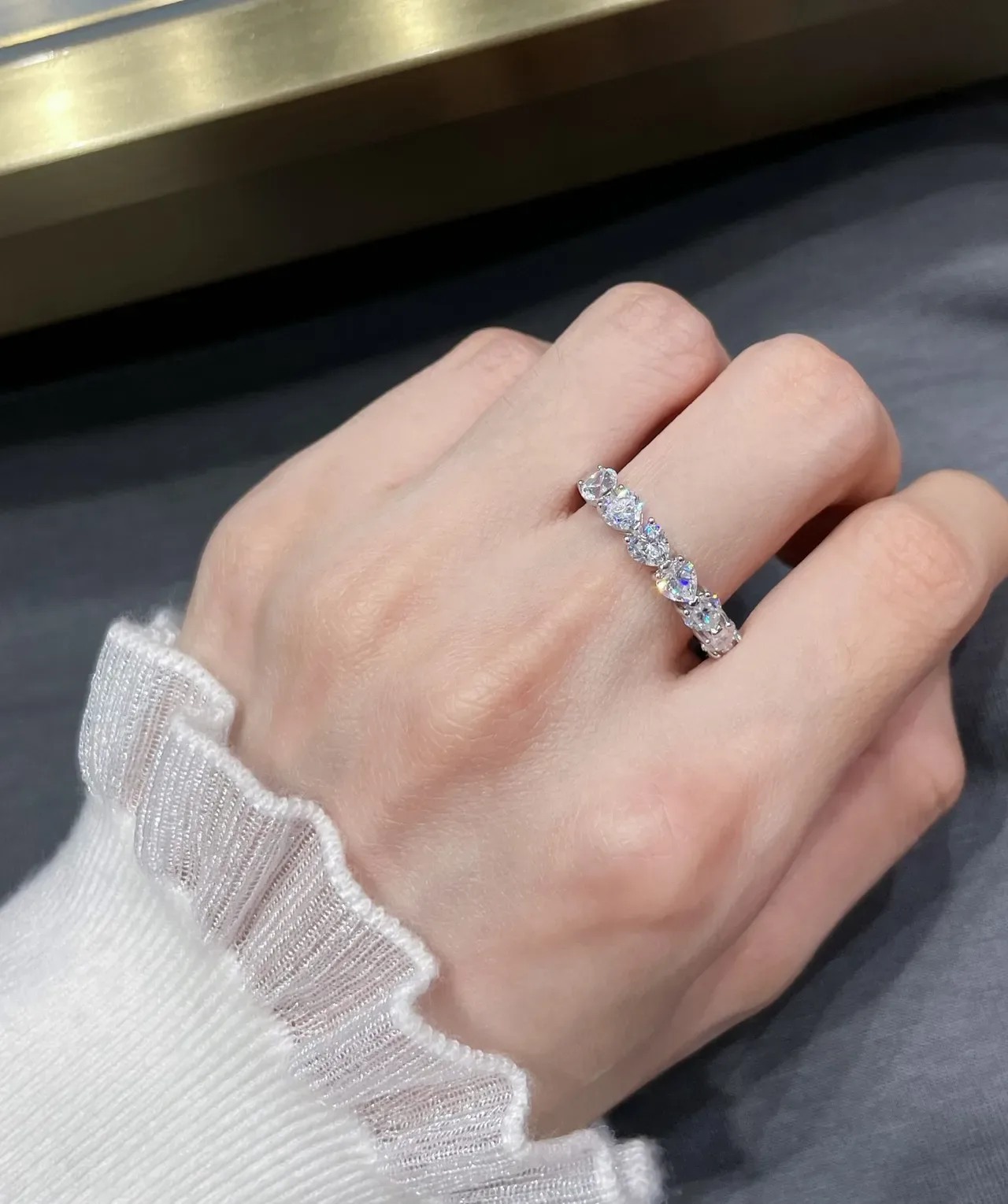 Bague d'éternité à pierres multiples en ton argenté 7