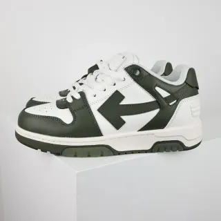 Zapatillas Lifestyle Blancas y Verdes Militares con Logo de Flecha Low-Top