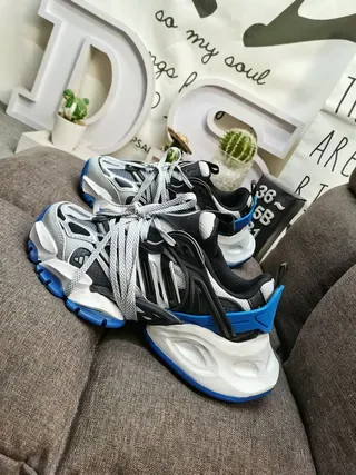 Basket chunky blanc noir et bleu 7