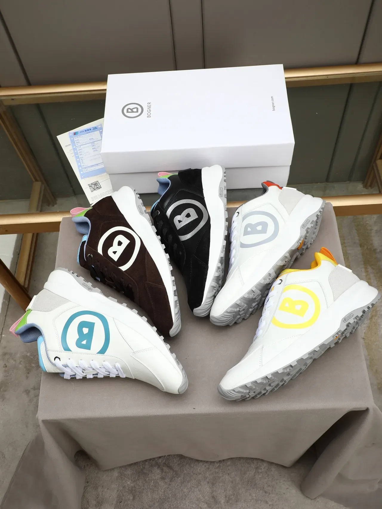 White Blue Low-Top Lace-Up Multi-Panel Upper Sneakers 2