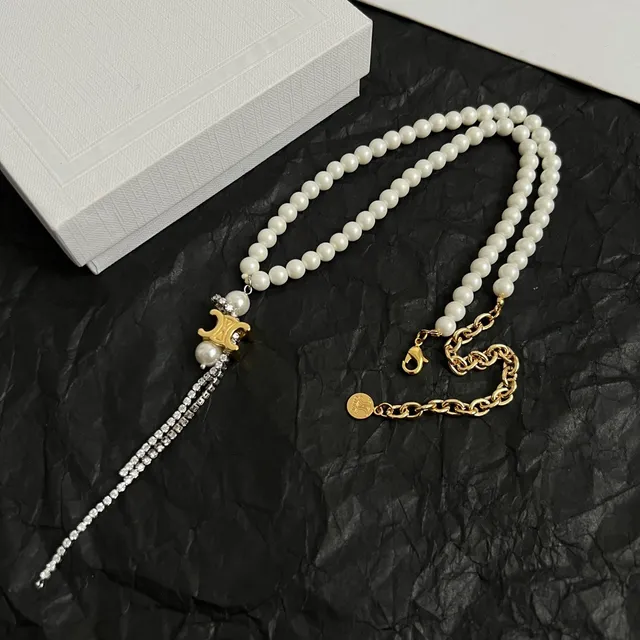 Collier à pendentif perle en or blanc 3