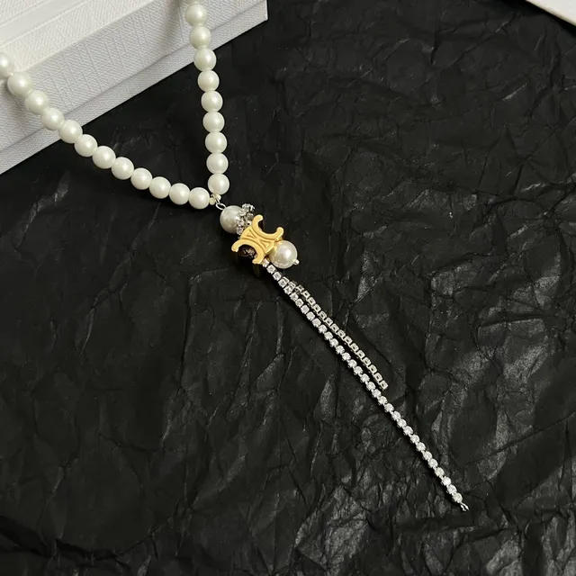 Collier à pendentif perle en or blanc 4