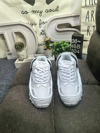 White Gray Sole Layered Mesh And Synthetic Upper Chunky Sneakers 10