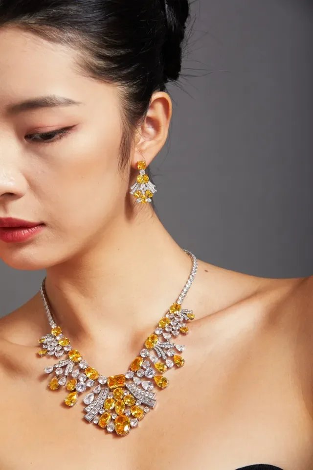 Yellow and Clear Gemstone Bib-Style High Jewelry Necklace 2