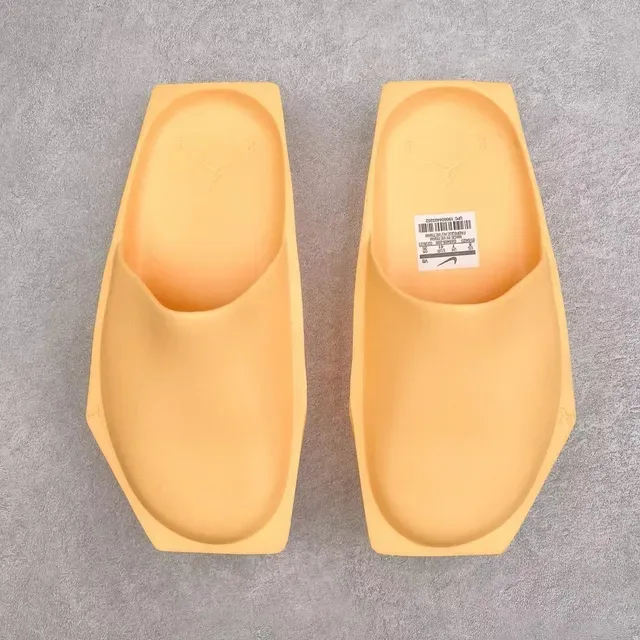 Yellow Molded Foam Single-Piece Construction Clog 9