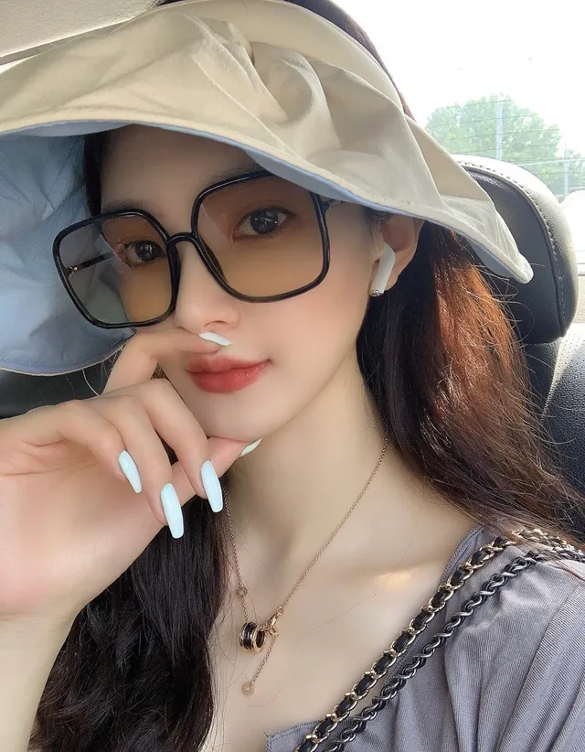 نظارات شمسية Gentle Monster أسود بني Oversized هندسية إطار مربع 4