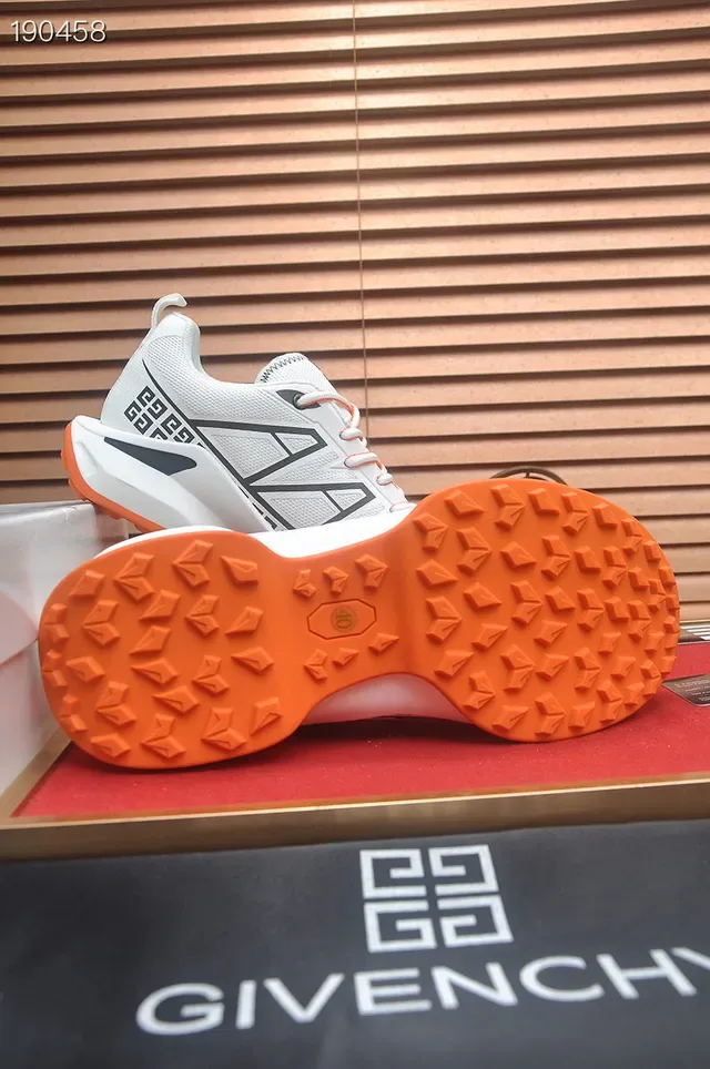 Givenchy City Sport Chaussures Lifestyle Blanches Noires Oranges 2