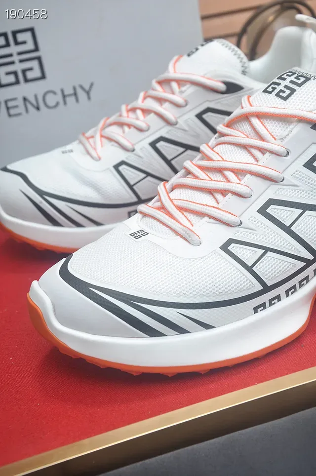 Givenchy City Sport Chaussures Lifestyle Blanches Noires Oranges 3