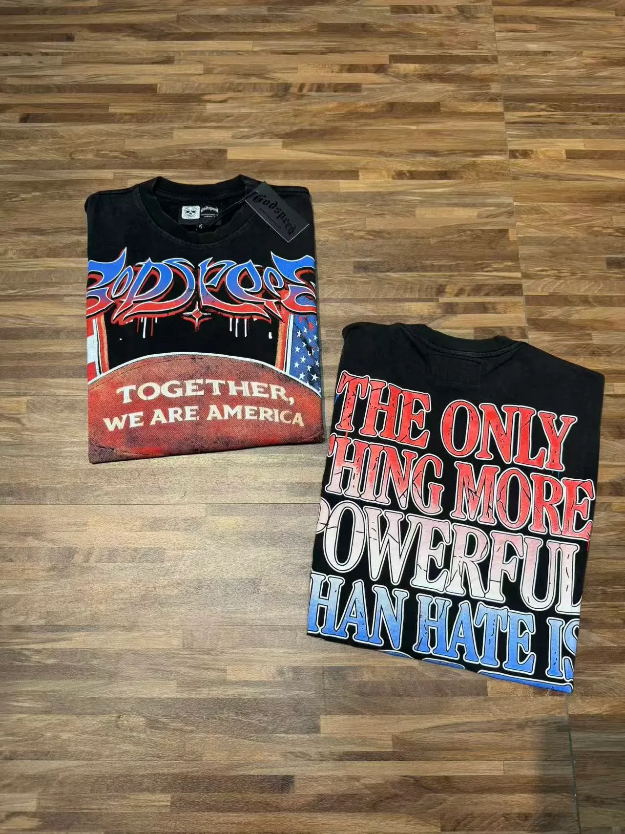 Camiseta Godspeed estampado gráfico desgastado americana 4
