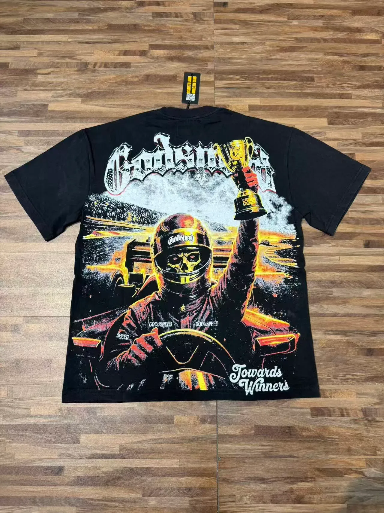 Camiseta negra Godspeed estampado gráfico de casco de calavera de piloto 6