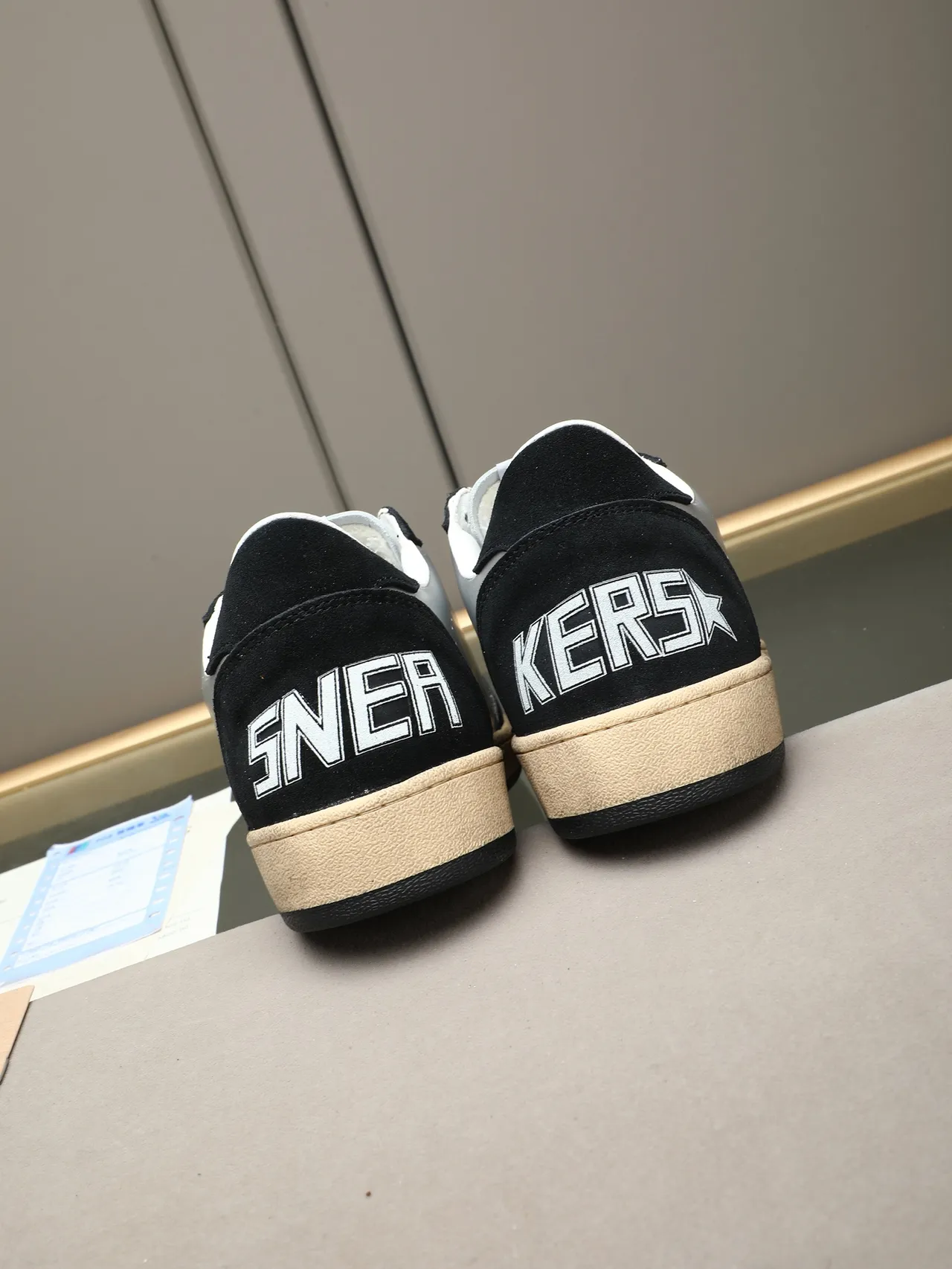 Golden Goose Ball Star Black Silver White লাইফস্টাইল স্নিকার 3
