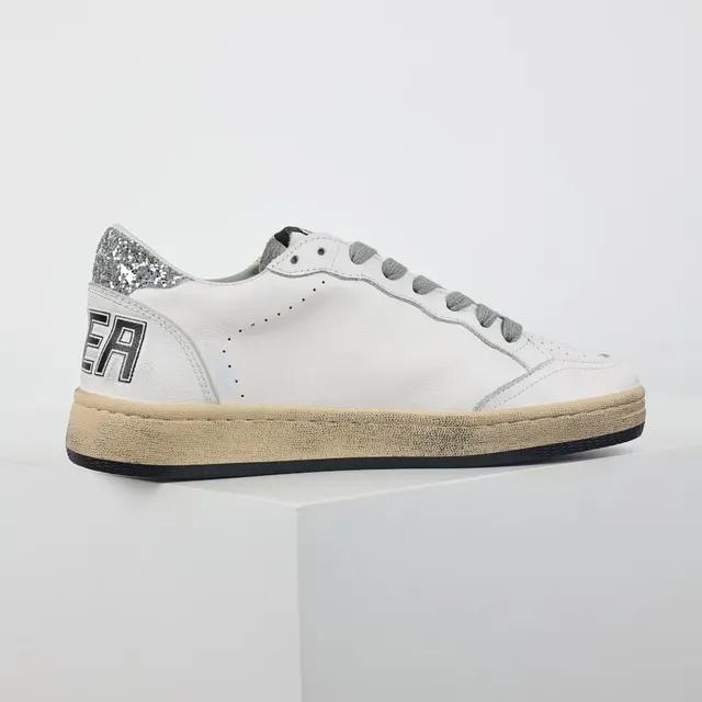 Golden Goose Super-Star حذاء أسلوب حياة نجم لامع أبيض 7