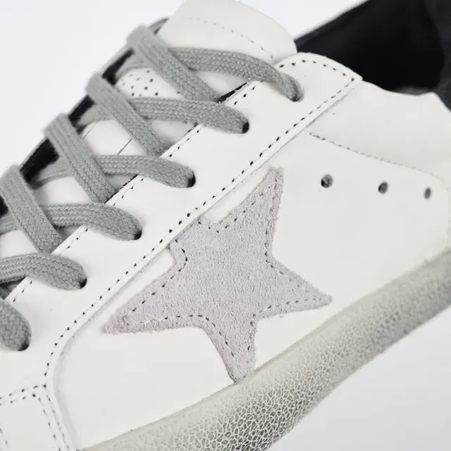 Golden Goose Superstar ডিস্ট্রেসড সাদা চামড়ার লাইফস্টাইল স্নিকার 6