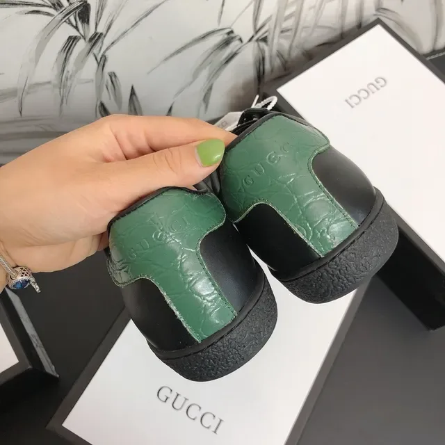 Gucci Ace noir vert rouge Web Stripe sneakers lifestyle 4