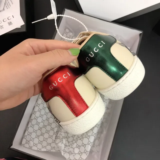 Gucci Ace طباعة القطة Off-White أحذية رياضية لنمط الحياة 3