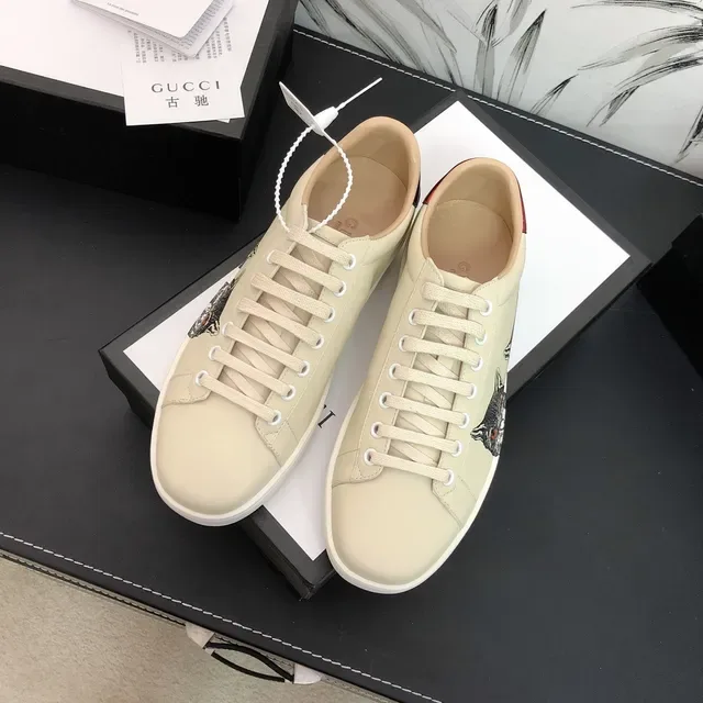 Gucci Ace طباعة القطة Off-White أحذية رياضية لنمط الحياة 5