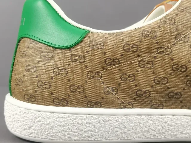 Gucci Ace Disney Mickey Mouse GG Supreme Canvas Zapatillas Lifestyle 7