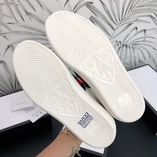 Gucci Ace White Green Red Web Stripe Lifestyle Sneakers 3