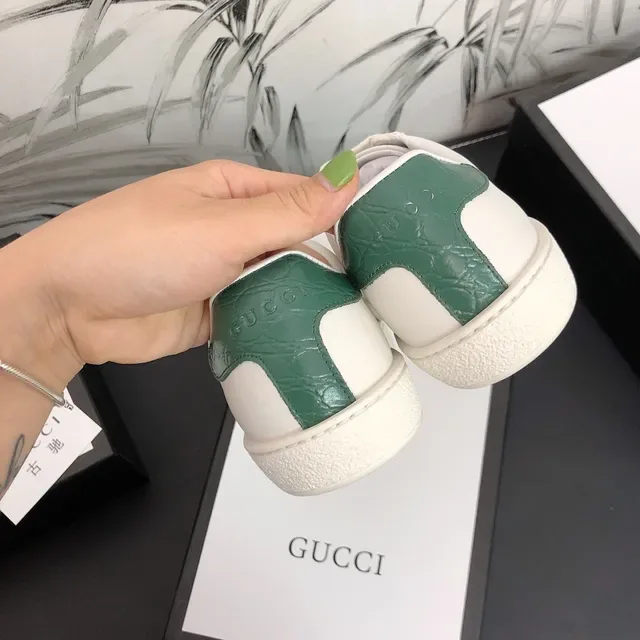 Gucci Ace White Green Red Web Stripe Lifestyle Sneakers 4