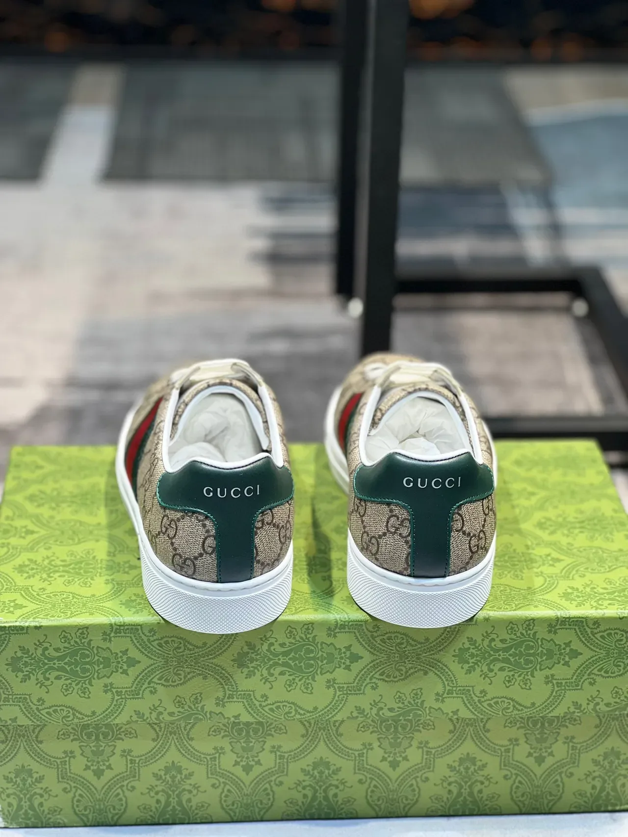 Gucci Sneakers Lifestyle Beige Vert Monogramme Toile Rayures Web 2