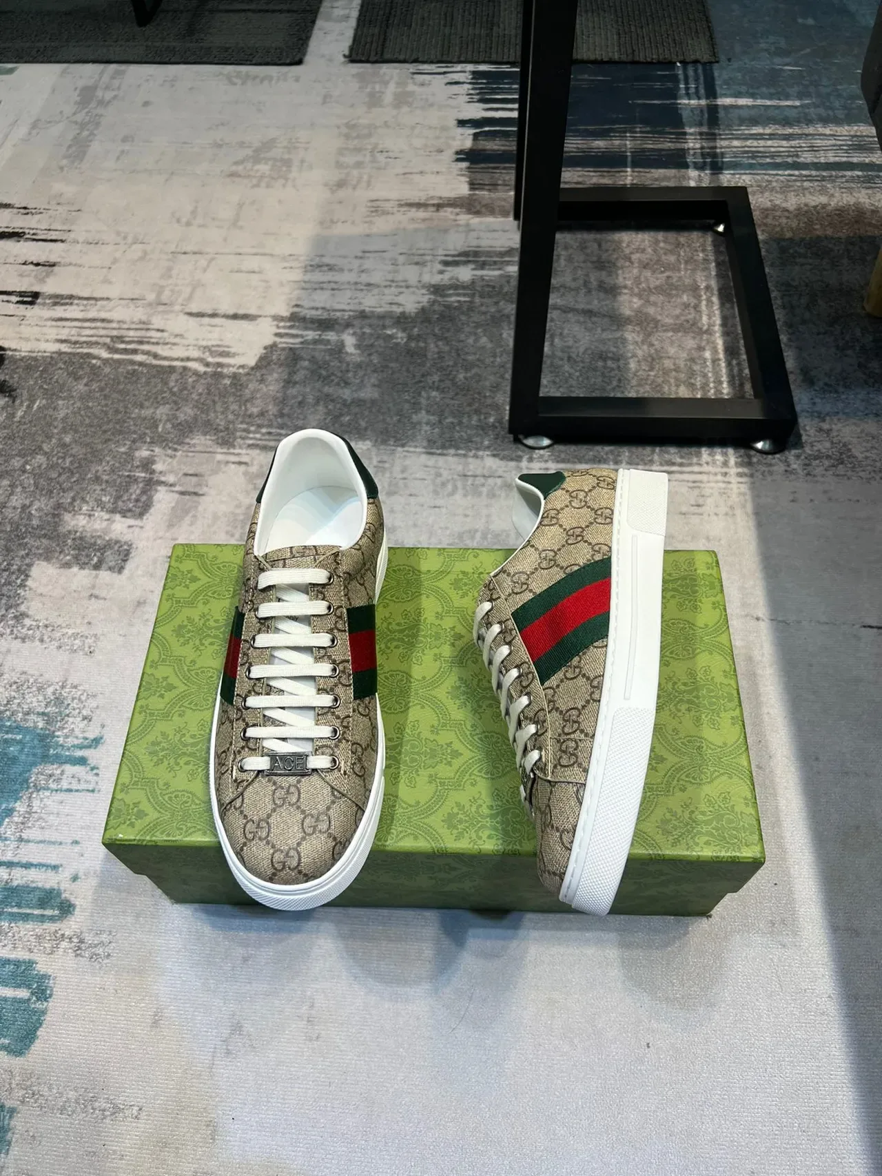 Gucci Sneakers Lifestyle Beige Vert Monogramme Toile Rayures Web 4