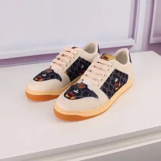 Gucci Beige Navy Low-Top Zapatillas Lifestyle de Cuero y Panel Monogram