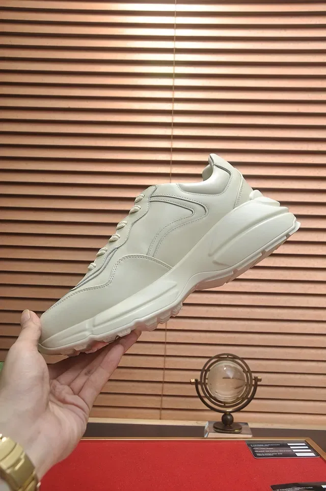 Gucci Beige Vermelho Sola Chunky Lateral Logo Print Lifestyle Sneakers 9
