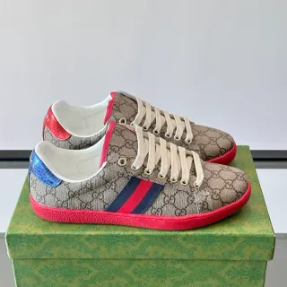 Gucci Beige Rojo Monograma Lona Rayas Web Detalle Lifestyle Sneakers