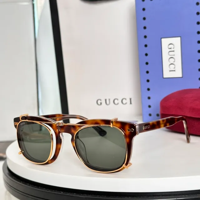 Gucci Gafas de Sol Negro Dorado Doble Marco Lente Redonda 4