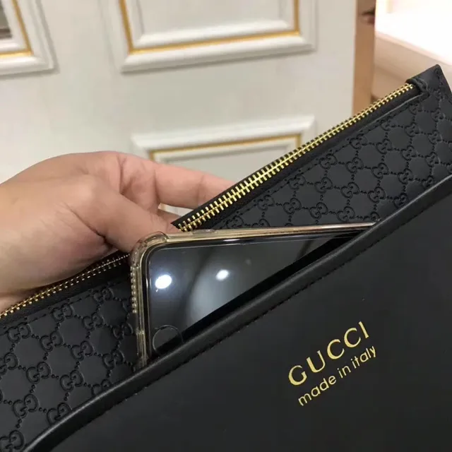 Gucci কালো সোনার মতো চামড়ার মতো বাইরের GG Monogram Jacquard Flap Envelope Clutch 3