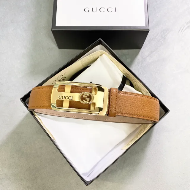Gucci Brown Gold Pebbled Rectangular Buckle Leather Belt 2