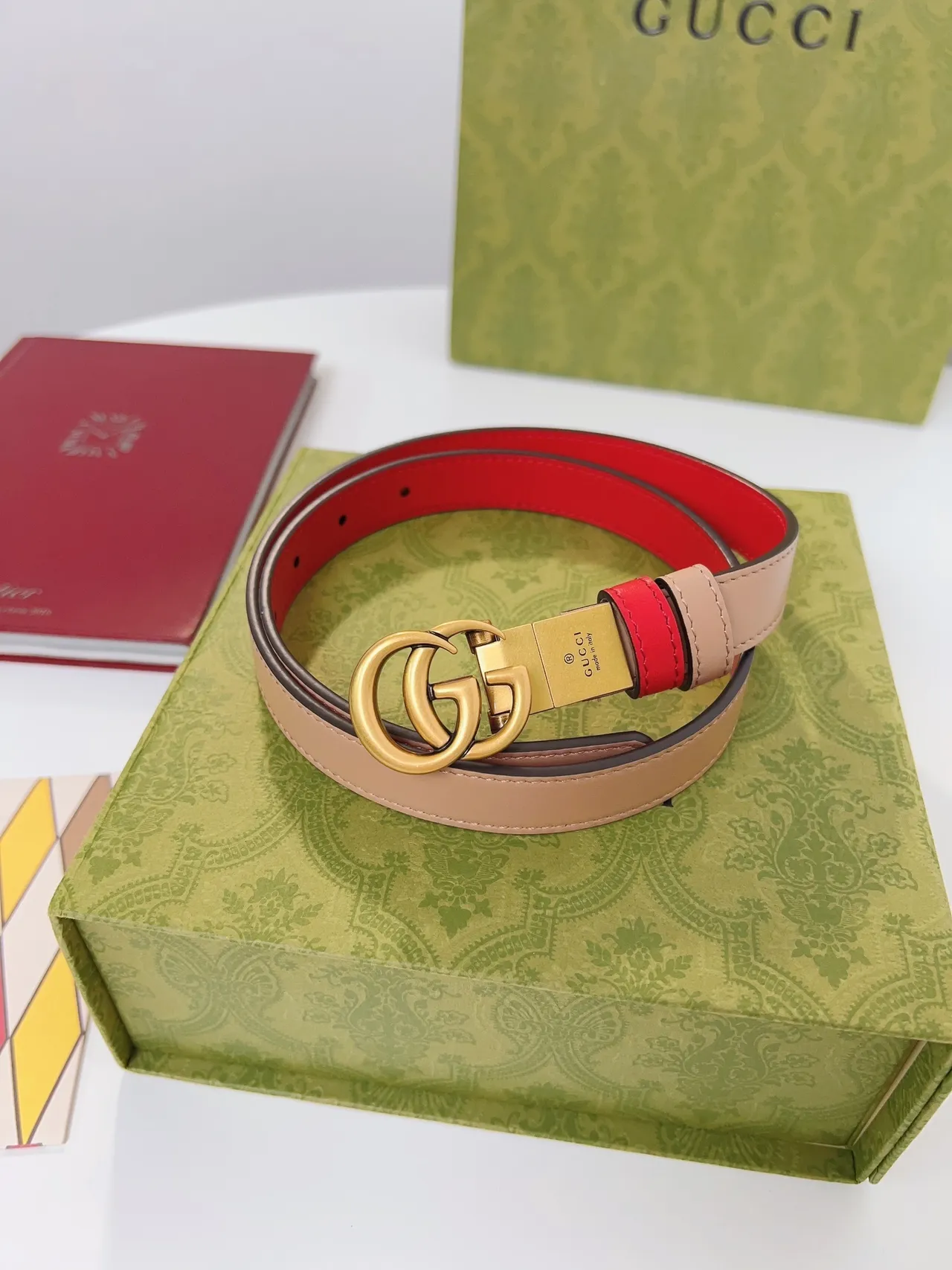 Gucci Double G Correa Rojo y Beige de Cuero 3