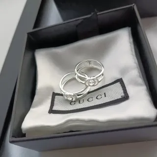 Gucci Double G 银白色抛光戒指