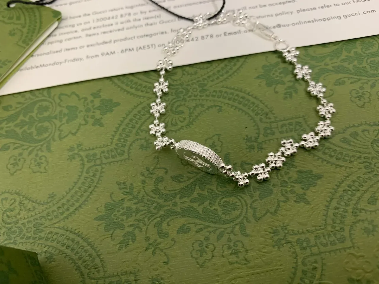Gucci Floral-Link Silver Medallion Bracelet 4