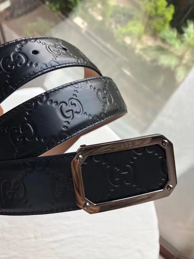 Gucci GG Marmont حزام جلد أسود ذهبي مطبوع بنقشة متشابكة مستطيلة مشبك معدني 9