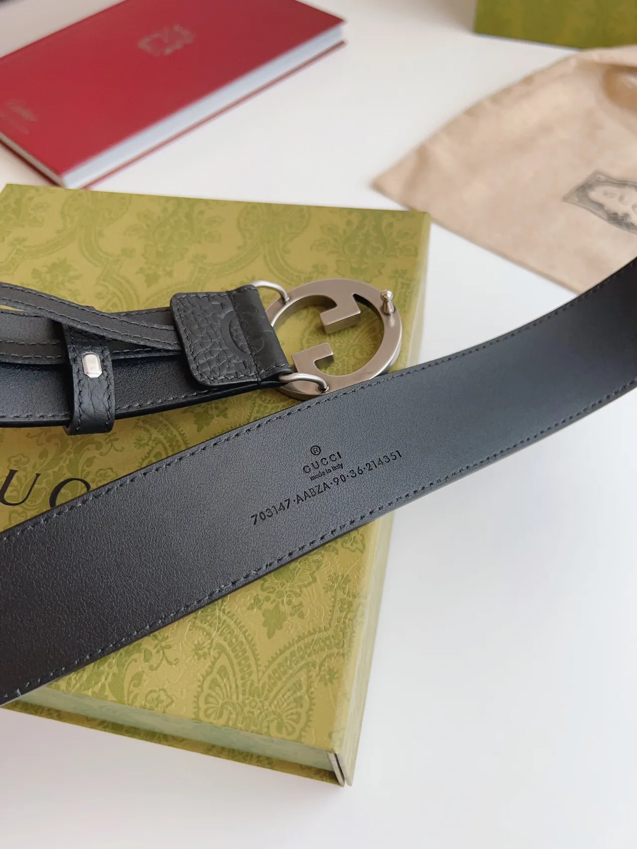 Gucci GG Marmont Cinto de Couro Granulado Preto 4